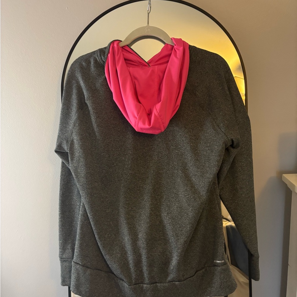 Size XL Adidas hoodie good condition.